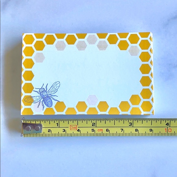 50 Small Honeycomb Bee Cards Clearance - Picture 3 of 8